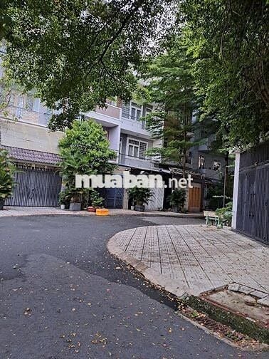 Cho thuê phòng đối diện chung cư Thái An, Q12. Giá 4tr , 25m2