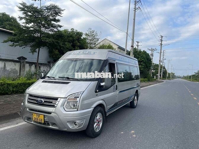 Ford Transit 2016 Luxury - 123456 km
