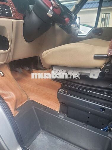 Ford transit 2015 sieu dep, ghế hơi, bi gầm pha...