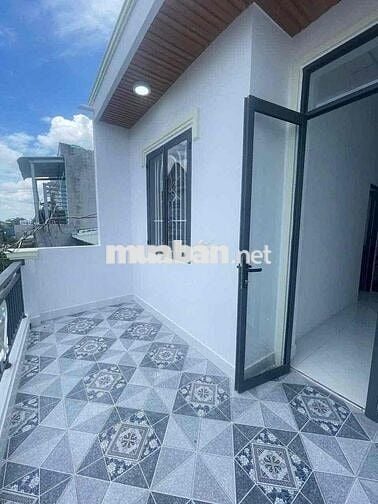 Bán nhà 2PN gần chợ ngân hàng Sacombank Nguyễn Văn Bứa 500m