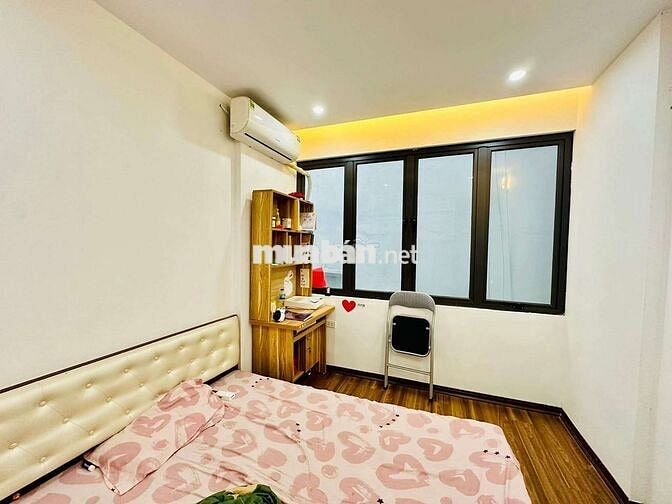 TRUNG TÂM CẦU GIẤY - GẦN PHỐ KINH DOANH - FULL NỘI THẤT - Ở NGAY