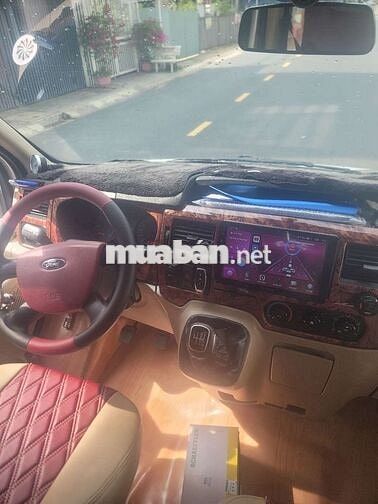 Ford transit 2015 sieu dep, ghế hơi, bi gầm pha...