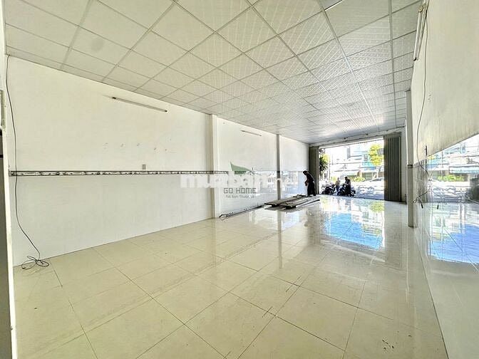 CHO THUÊ NHÀ KINH DOANH ĐƯỜNG NGUYỄN TẤT THÀNH GIÁ 10 TRIỆU/THÁNG
