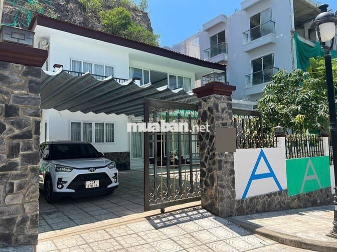 CHO THUÊ VILLA SÂN VƯỜN OCEAN VIEW 5 PHÒNG NGỦ GIÁ 60 TRIỆU/THÁNG