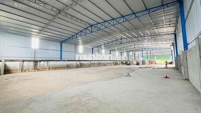 Cho Thuê cụm Kho tổng hơn 3000m2 - QL14 Hoà Khánh