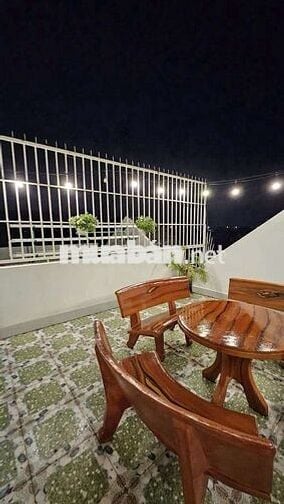Bán nhà sổ hồng riêng đường trước nhà 8m xe tải