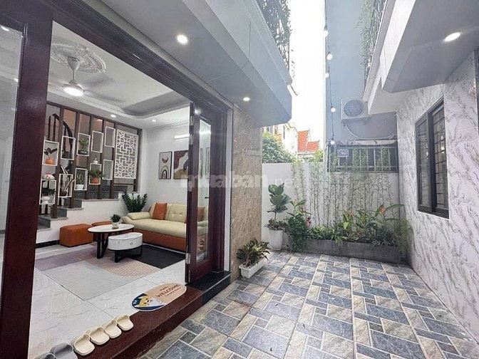 NHÀ NGỌC TRÌ 34M,LONG BIÊN, NỘI THẤT ĐẸP