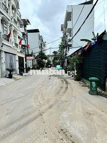 NHÀ 1T1L 4x15 ĐƯỜNG XE TẢI LINH ĐÔNG GIÁ CHỈ 10TR