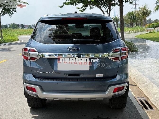 Ford Everest Titanium 2.0L 4x2 AT 2019 - 820 Triệu