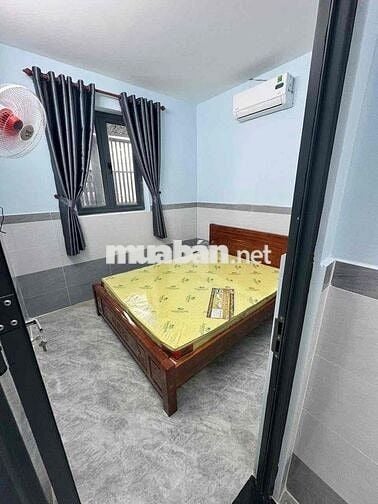 GẦN CHUNG CƯ 4S NHÀ 3PN 2WC HẺM XE TẢI Ở GIA ĐÌNH FULL NỘI THẤT 10TR
