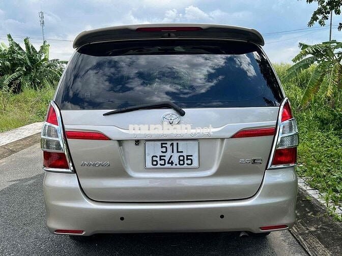Toyota Innova 2016 2.0E - 125473 km