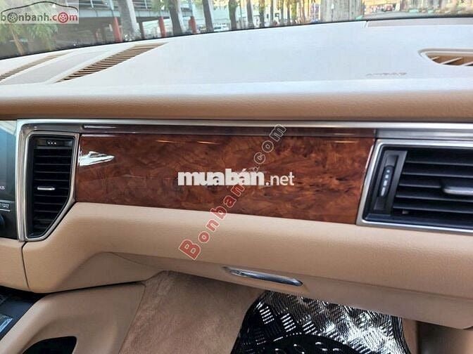 Porsche Macan 2.0 2017 - 1 Tỷ 550 Triệu