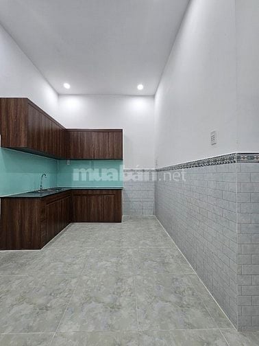 Bán nhà chính chủ sổ hồng riêng đường ô tô