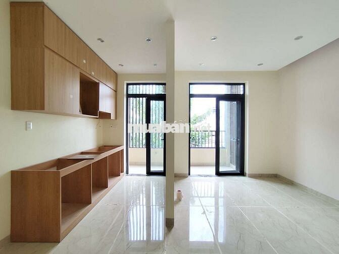 💥 CHDV XÂY MỚI - ĐẦY ĐỦ NỘI THẤT - BAN CÔNG NGAY TRƯỜNG CHINH 🌺
