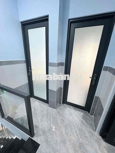 GẦN CHUNG CƯ 4S NHÀ 3PN 2WC HẺM XE TẢI Ở GIA ĐÌNH FULL NỘI THẤT 10TR