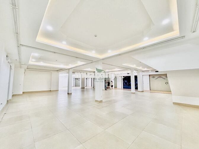CHO THUÊ MẶT BẰNG LÔ GÓC 450M2 TUYẾN ĐƯỜNG LỚN PHƯỚC LONG GIÁ 55 TRIỆU