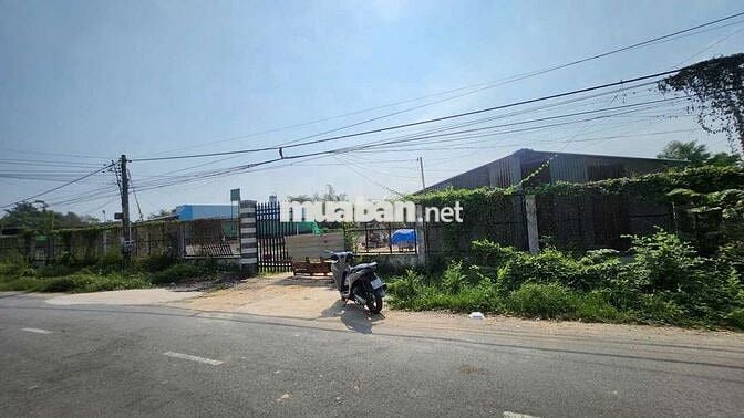 Bán đất khu vực thị xã Trảng Bàng, cua ngân hàng 2 Mặt tiền
