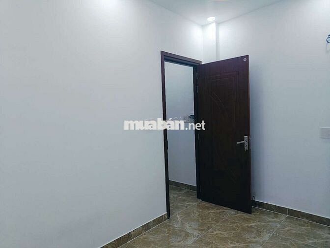 Hỗ trợ chủ mới hh 1/2 tháng Nhà 807 Thống Nhất 4 tấm 5pn cho làm chdv