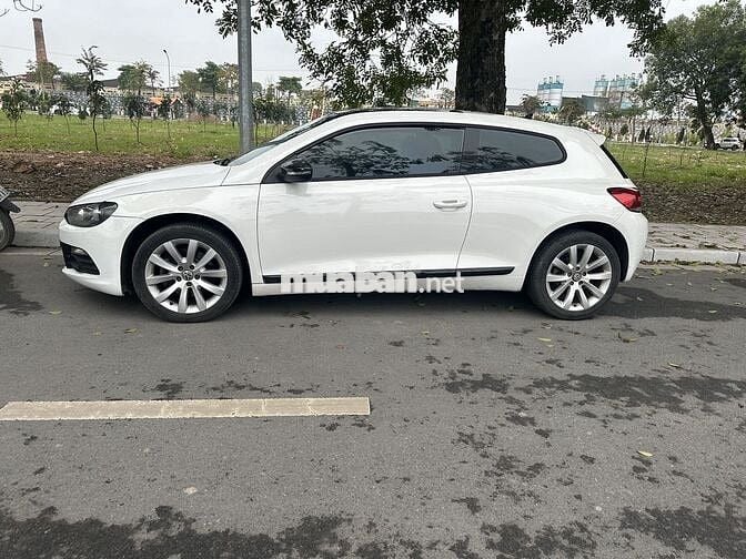 Volkswagen Scirocco 2010  - 123456 km