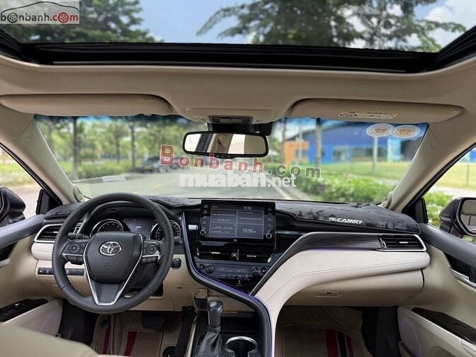 Toyota Camry 2.5Q 2022 - 1 Tỷ 180 Triệu