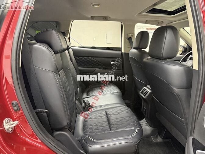 Mitsubishi Outlander Premium 2.0 CVT 2022 - 775Tr