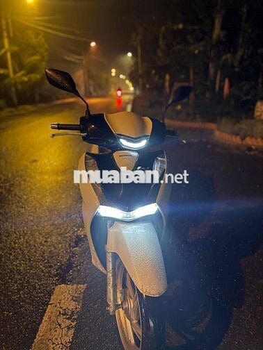 Cần bán SH160i ABS Cao Cấp 2024 – 3.000km – Chính