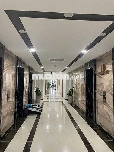 Bán căn hộ chung cư cao cấp ngay Ngã Tư Sở đã bàn giao nhà