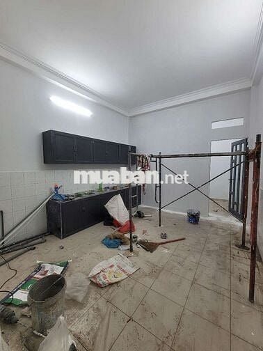 NHÀ HẺM XE HƠI VÔ NHÀ KHU VỰC AN NINH GẦN TRƯỜNG HỌC GIÁP GÒ VẤP