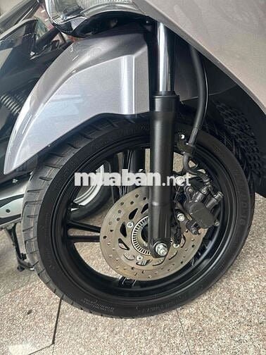 SH 150i ABS 2018 Smartkey Bạc Đen BSTP Chính Chủ