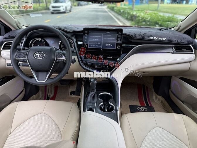 Toyota Camry 2.5Q 2022 - 1 Tỷ 180 Triệu