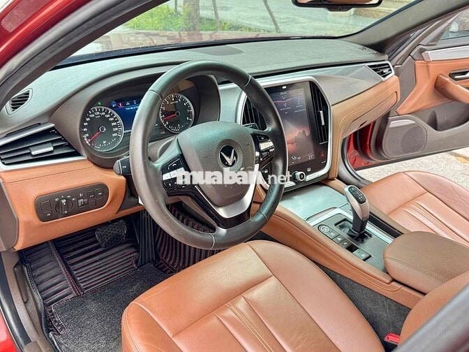 VinFast Lux A2.0 2021 Premium 2.0 AT - 48000 km