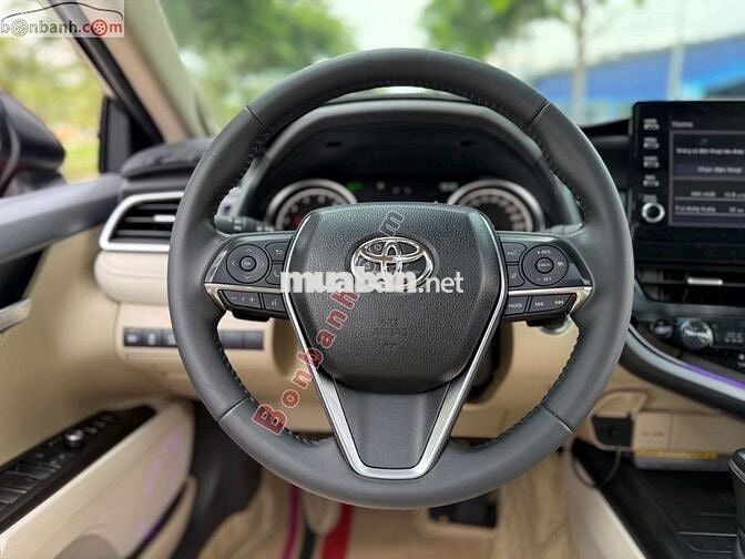 Toyota Camry 2.5Q 2022 - 1 Tỷ 180 Triệu