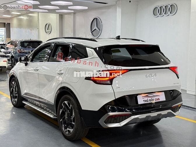 Kia Sportage Signature 1.6T AWD 2022 - 880 Triệu