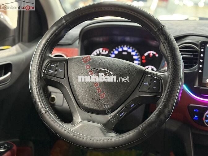 Hyundai i10 Grand 1.2 AT 2019 - 305 Triệu