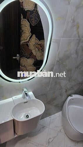BÁN NHÀ TRẦN DUY HƯNG - KHU PHỐ VIP - THANG MÁY - VỊ TRÍ THUẬN TIỆN