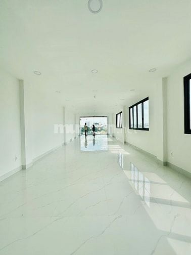 Cho thuê toà nhà mới xây 7 tầng đường Phan Đăng Lưu, P7, Q.PN