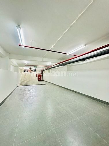 Cho thuê toà nhà mới xây 7 tầng đường Phan Đăng Lưu, P7, Q.PN