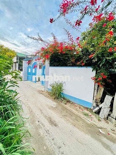 Chủ đi nước ngoài nhượng lại mảnh vườn 600m2 sẵn thổ cư