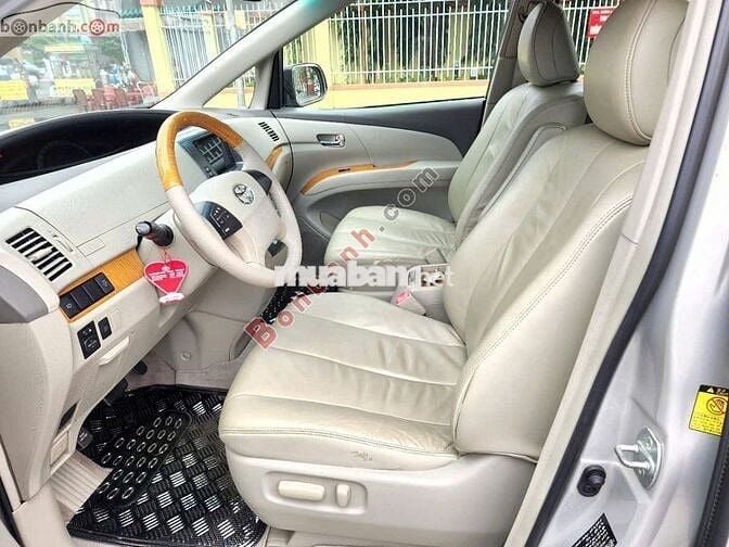 Toyota Previa GL 2.4 AT 2010 - 599 Triệu