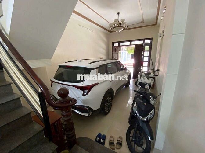 Nhà cho thuê Lê Văn Quới, BT (3PN 4WC) hẻm 8m xe hơi vô nhà, vô ở ngay