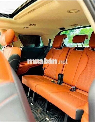 Kia Carnival 2022 3.5G Signature 7 chỗ