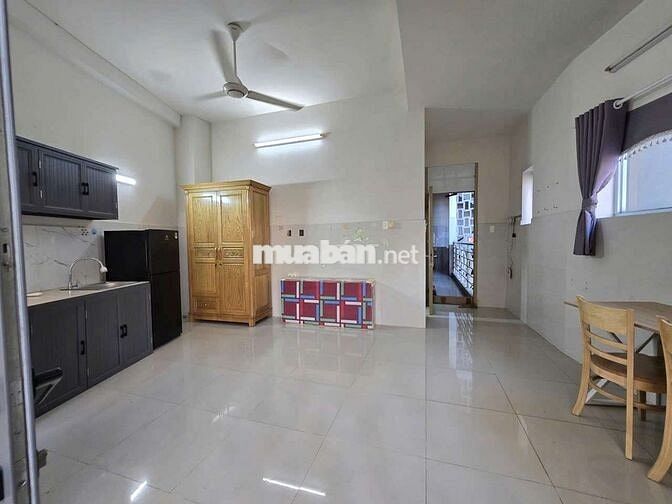 Studio - Bancol siu thoáng, full nội thất + máy giặt riêng, giờ tự do