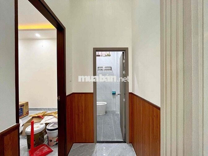 Bán Nhà Hoàn Công Gần Chợ Mỹ Hạnh Nam