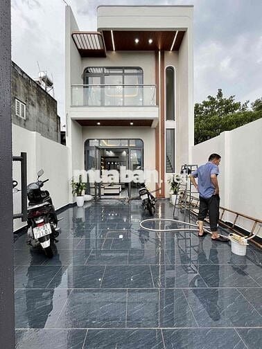 Bán Nhà Hoàn Công Gần Chợ Mỹ Hạnh Nam