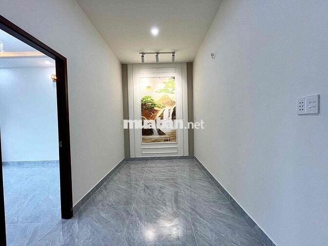 Bán Nhà Hoàn Công Gần Chợ Mỹ Hạnh Nam