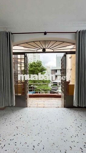 🏠Phòng Ngay Đại Học Sư Phạm - Gần Sân Bay - Lê Văn Sỹ - Ban Công Lớn