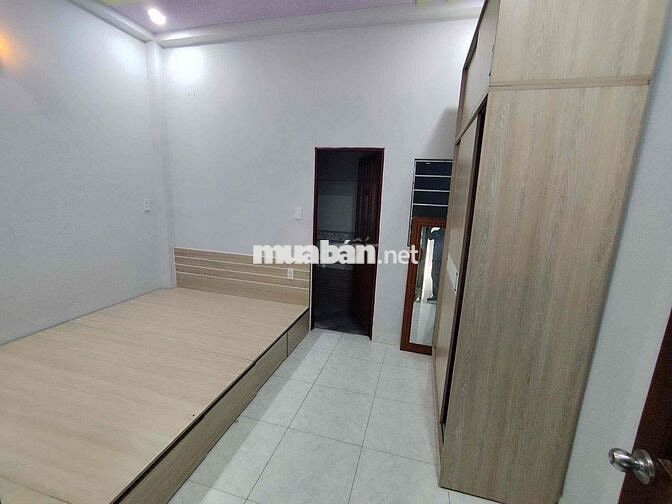 Trệt 2 lầu 4*15; 4pn đg 6m full nội thất