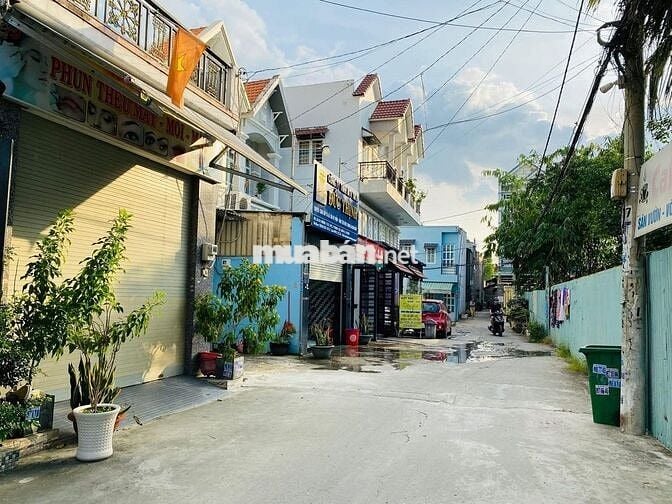 Bán Nhà Phố - Phường An Phú Đông - 4 Phòng ngủ - đường 6m