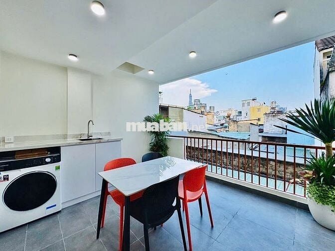 Gấp Bán Nhà Sát Quận 1- cn 30m2 -3 Tầng - 3 PN - Không SP so Sánh
