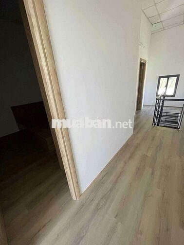 CHO THUÊ NHÀ ĐẸP KIỆT GẦN HÀM NGHI